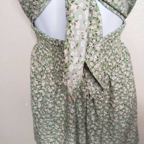 Hesperus Women's Summer Floral Romper Size Large - Picture 4 of 8